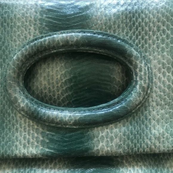 DANIELLE NICOLE Clutch Snake Skin Green Magnetic Clasp Navy Lining 11.5” x  7” - Picture 4 of 8